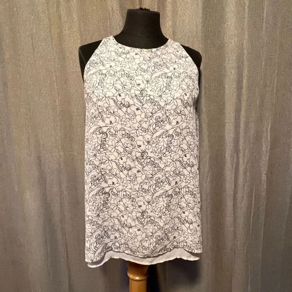 Dalia Women's Black & Pink Floral Sleeveless Lined Split Back Blouse
